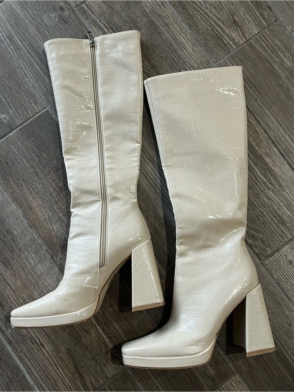 N/A stylish cream
